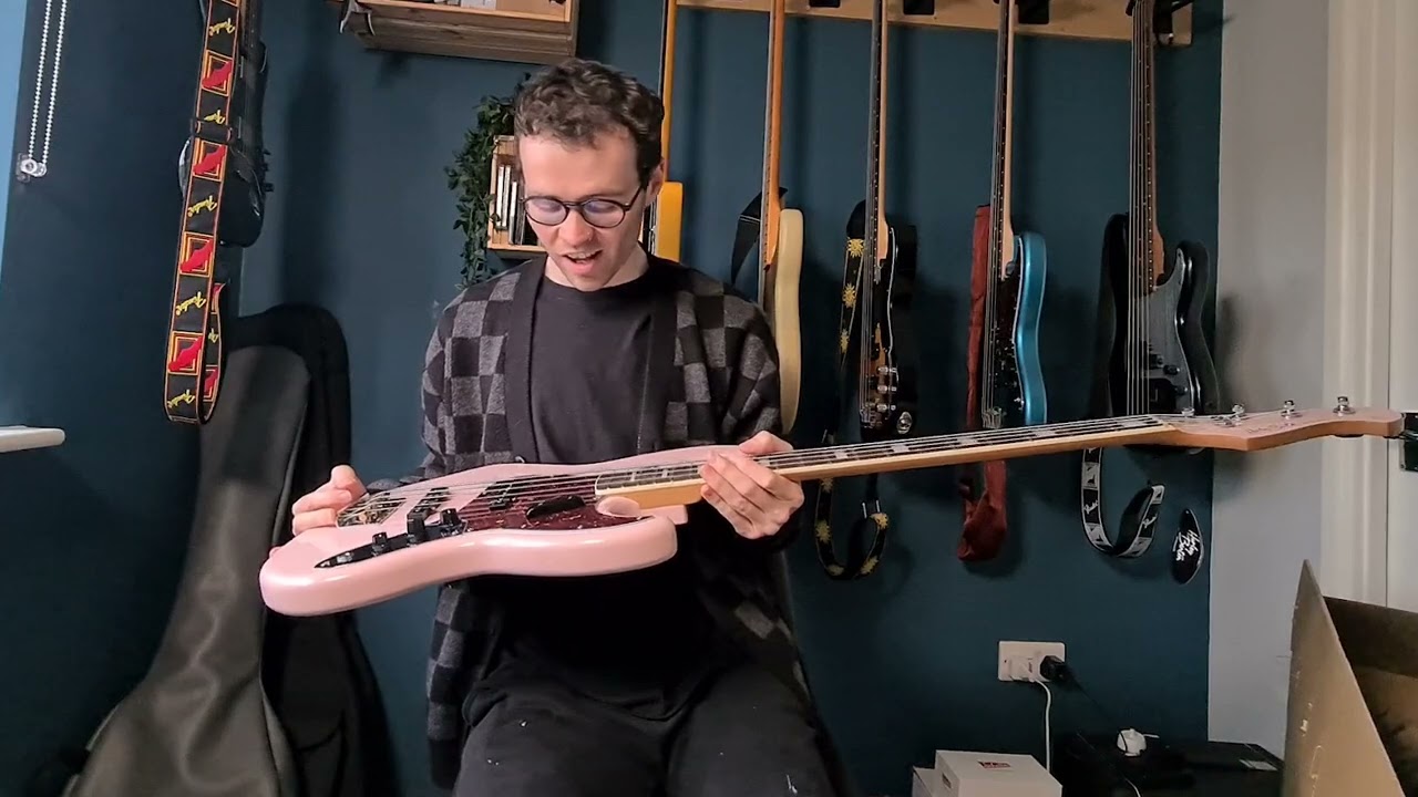 Распаковка и тест звучания бас-гитары Gotoh MV-4JB Harley Benton 2022 года.