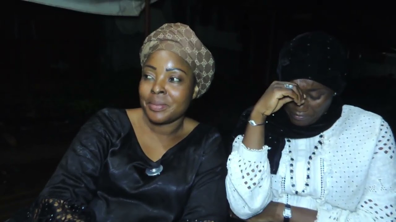 LES  OBSEQUES DE MAMAN MADELEINE