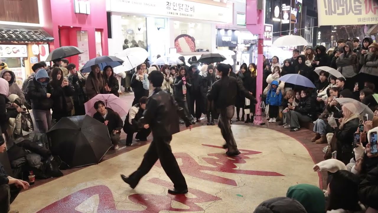 KPOP&JHKTV]Mocean  in hongdae kpopdance#Sweet Venom#ENHYPEN#모션 찬욱홍대케이팝댄스#스위트베놈