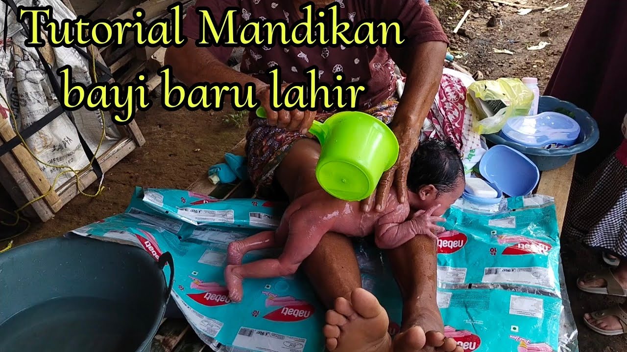 beginilah cara Memandikan bayi baru lahir.