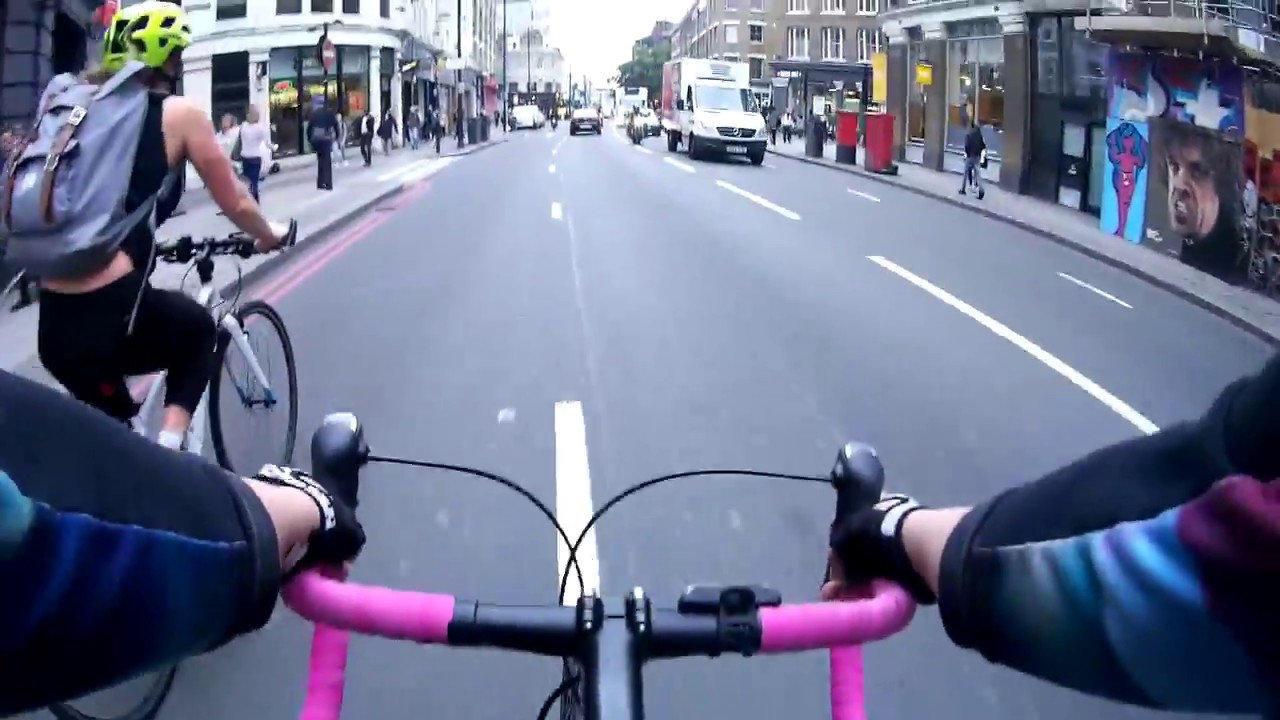 😀BOARDMAN and PINNACLE bikes🚴🏻 traveling on the road at speed😁😁😁