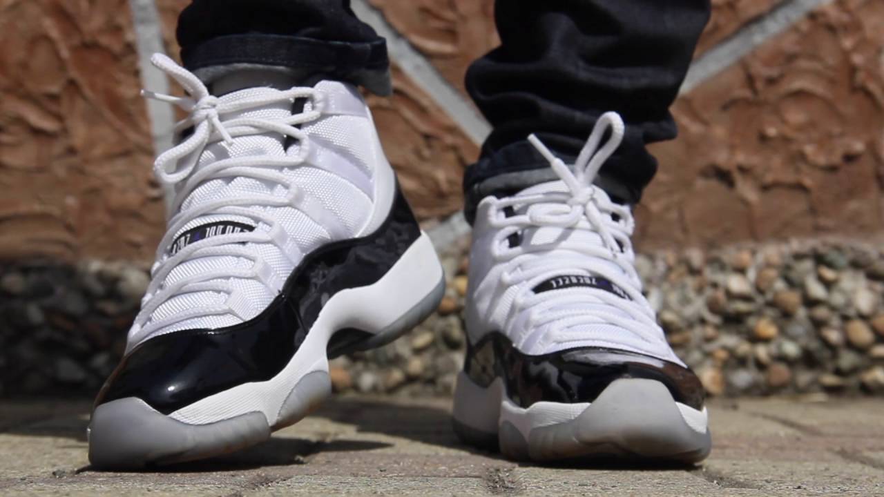 JORDAN 11 CONCORD ON FEET