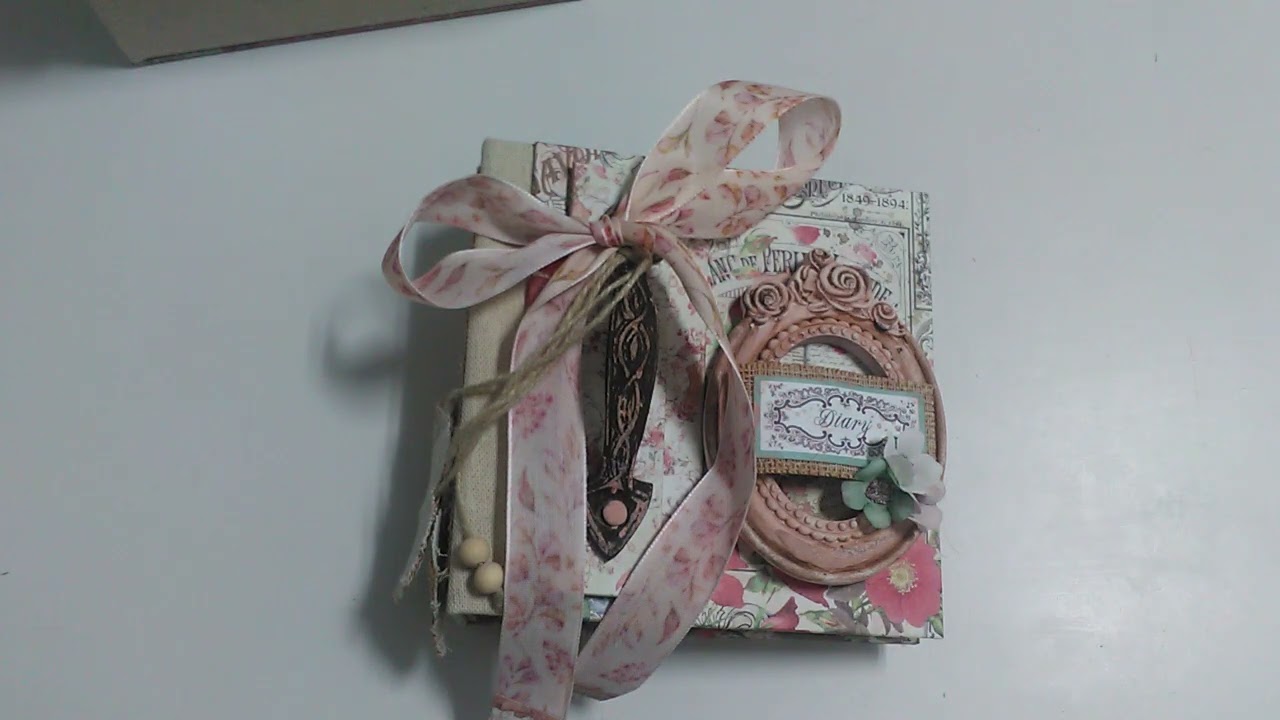 ALBUM + CAJA. Taller de Sara Alcobendas.