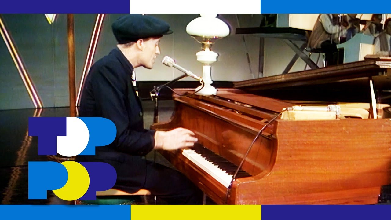 Gilbert O'Sullivan - Matrimony (Live)  • Toppop
