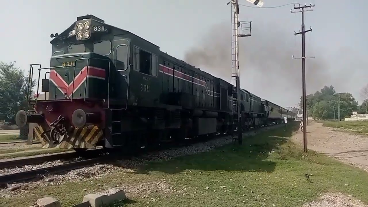Hitachi on Fire 🔥 135up malakwal departure 