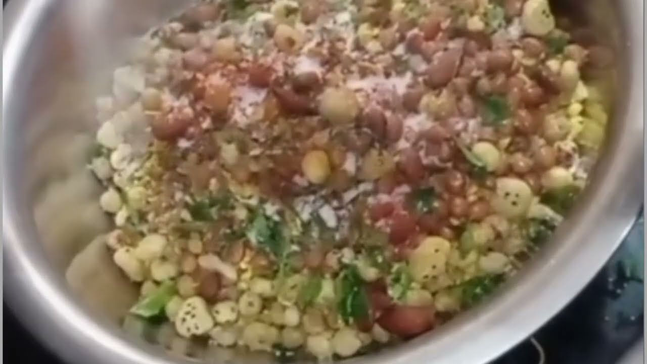 पोहा मिक्चर एक बार बनाओ महीनो खाओ#food#cooking#divyavlogsandkitchen