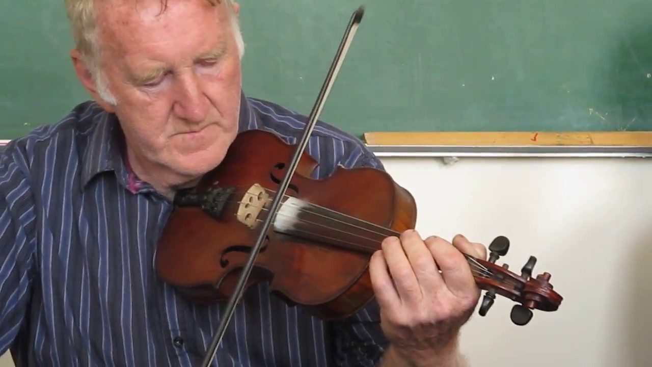 WCSS 2014: Paddy Jones plays slow air on the fiddle