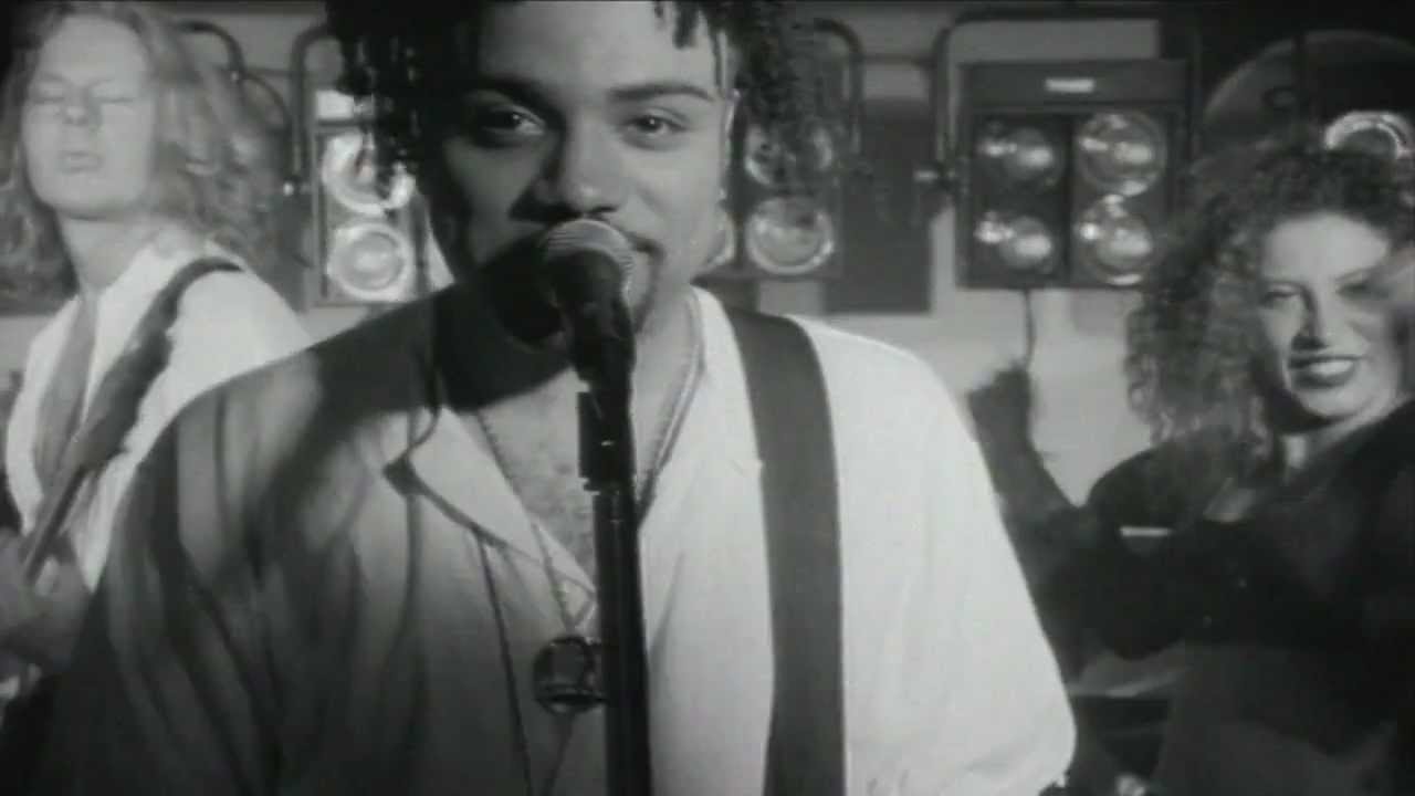 Paulo Mendonca - If You Come to Party (Official Music Video)