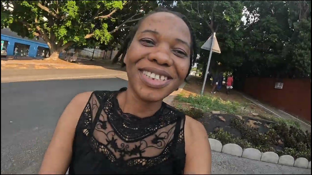 HAZELWOOD|FULL CAR PARKING