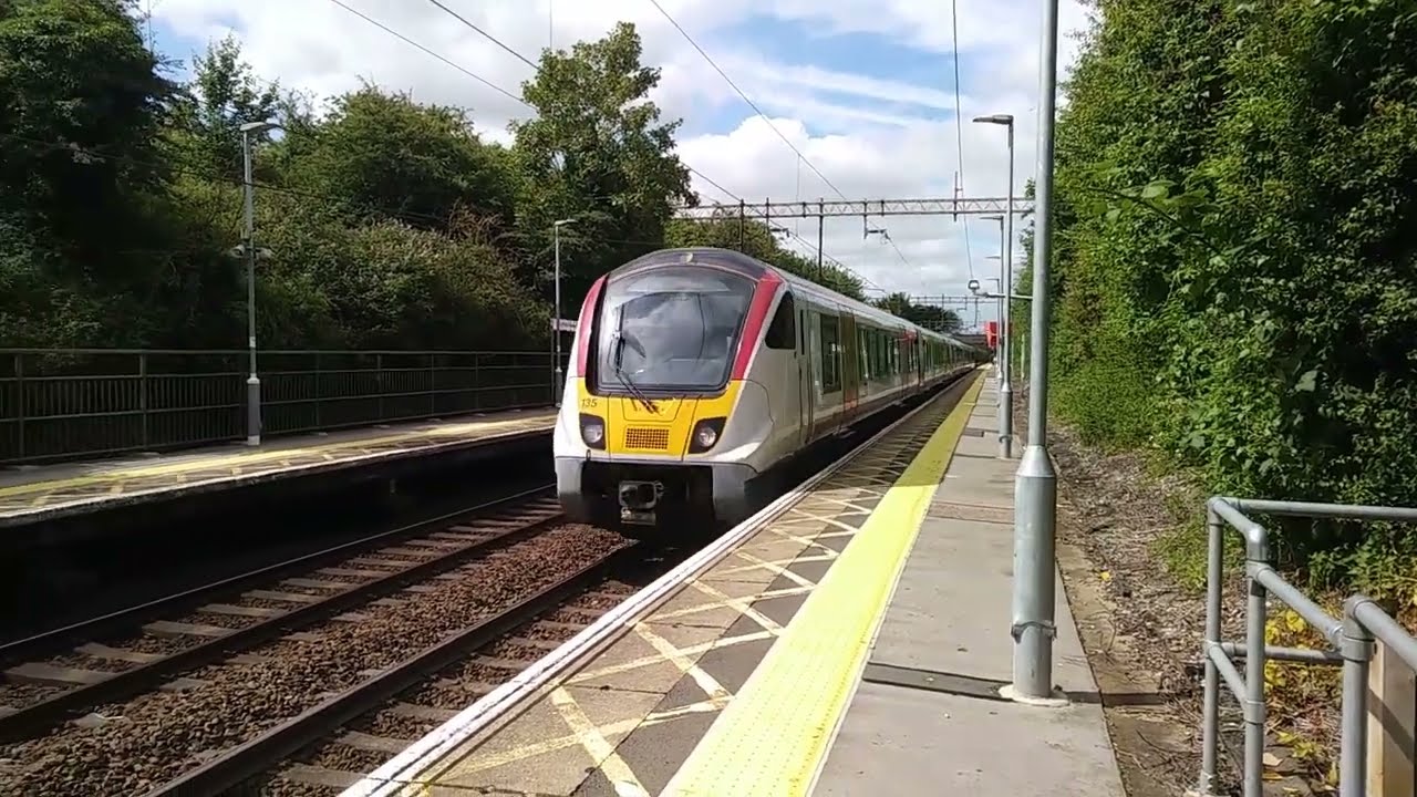 Trains at Hatfield Peverel & Kelvedon (19/06/2024)