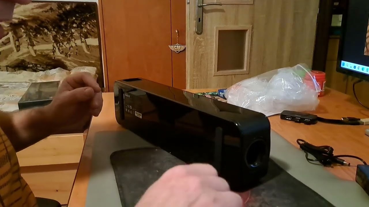Rozbalovačka a ukázka nového soundbaru a lightbaru k PC