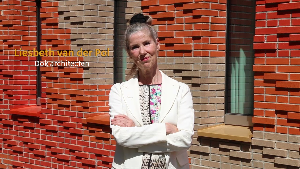 Liesbeth van der Pol over haar keuze voor baksteen