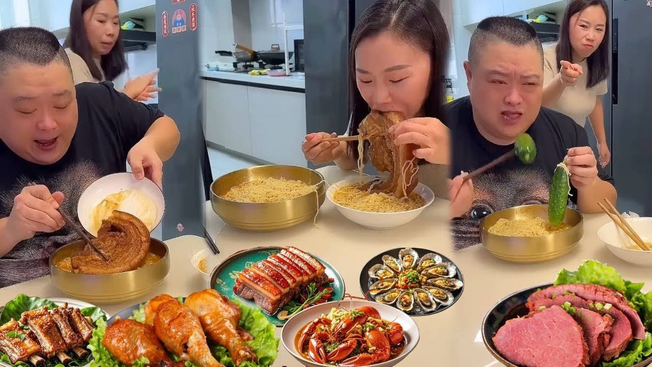 Ông chồng keo kiệt của tôi muốn ăn thịt lợn kho một mình, nên tôi đã ăn hết thịt.