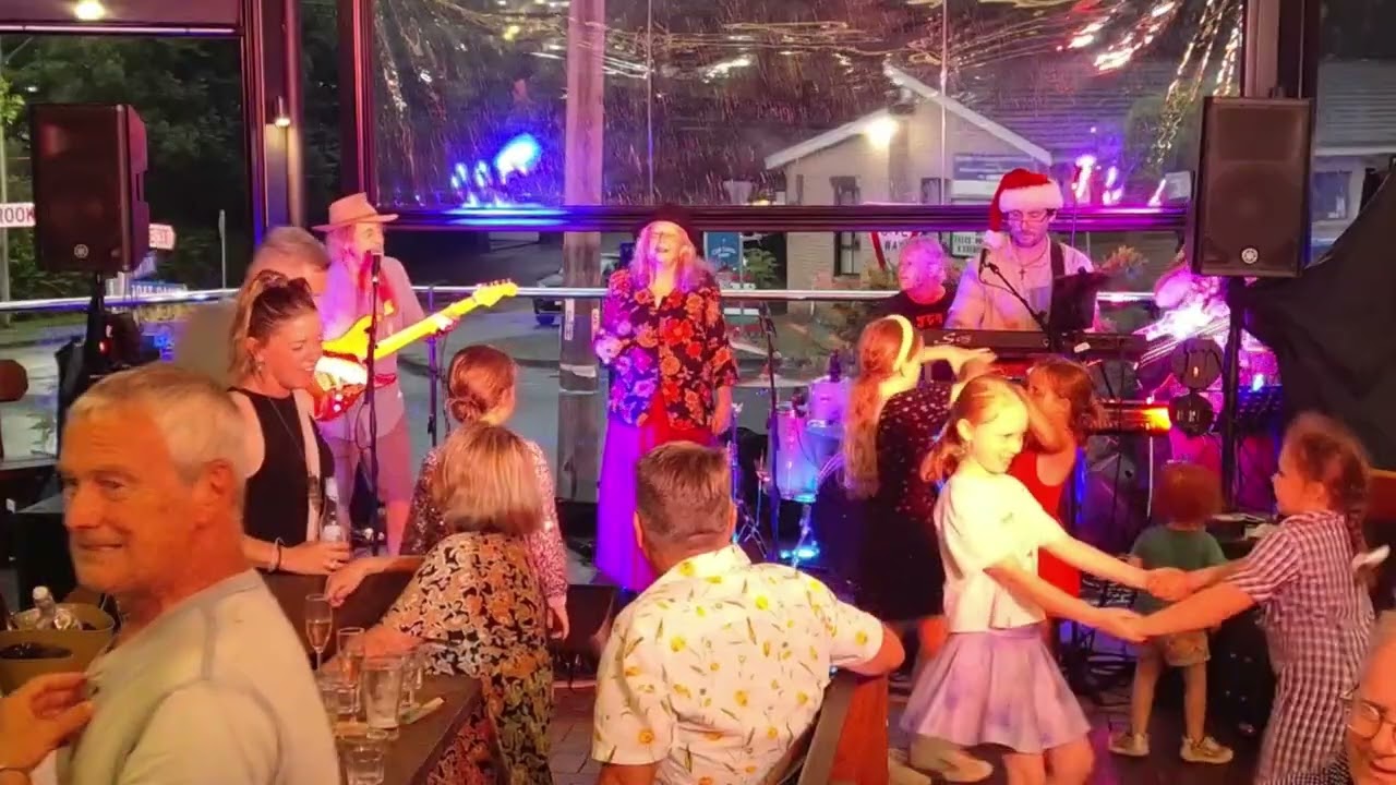 The Navara Band - Muso's Shed - Christmas 2025
