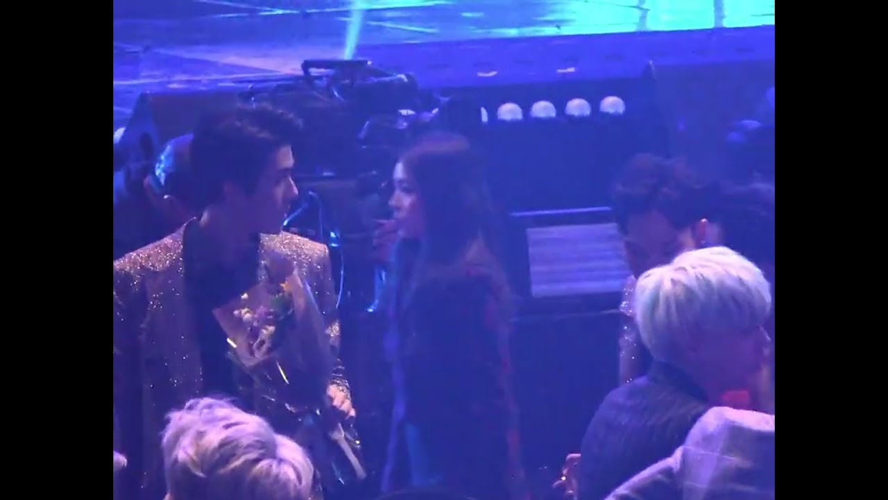 Sehun Irene (Hunrene) moment 3