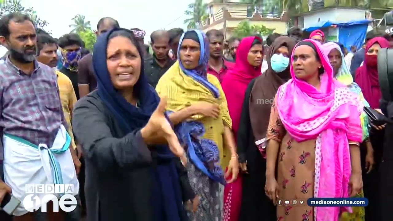 ''എന്റെ മോനേ അടിച്ചവനെ എന്നെങ്കിലും എന്റെ കയ്യിൽ കിട്ടും... ഞങ്ങൾക്കിവിടെ ജീവിക്കണ്ടേ...''