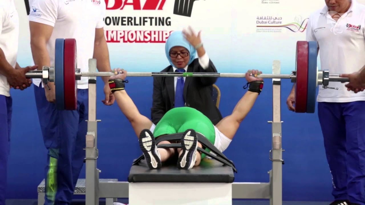 Mundial de Halterofilismo - M&aacute;rcia Menezes &eacute; bronze!