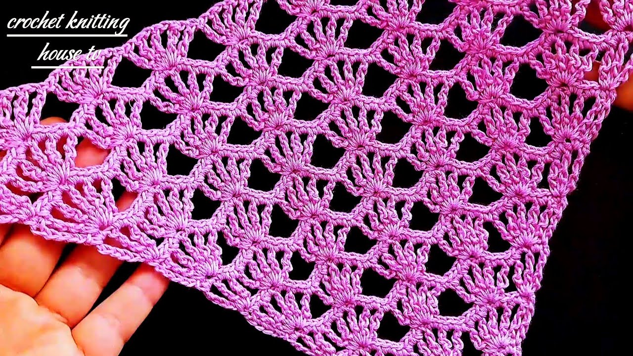 parfait👌j'adore ce modèle de châle au crochet beau facile et rapide à finir à vous de jouer/châle