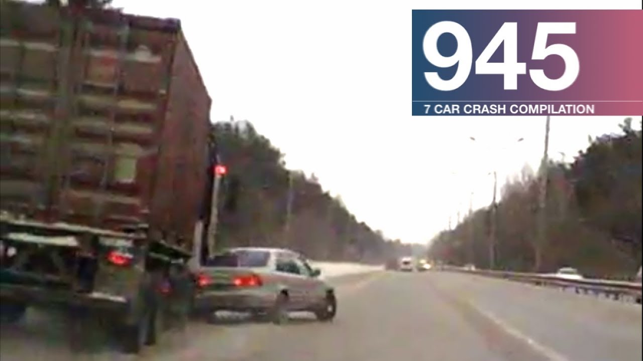 Car Crash Compilation 945 - December 2017