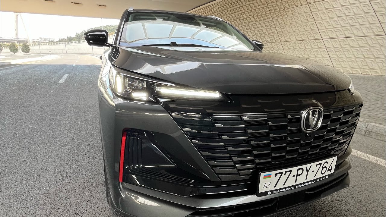 BOLT Uber 189 Taxi .