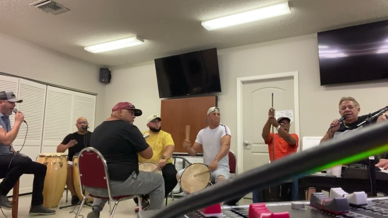 Ensayo percusión Gaita y Show mix pillopo