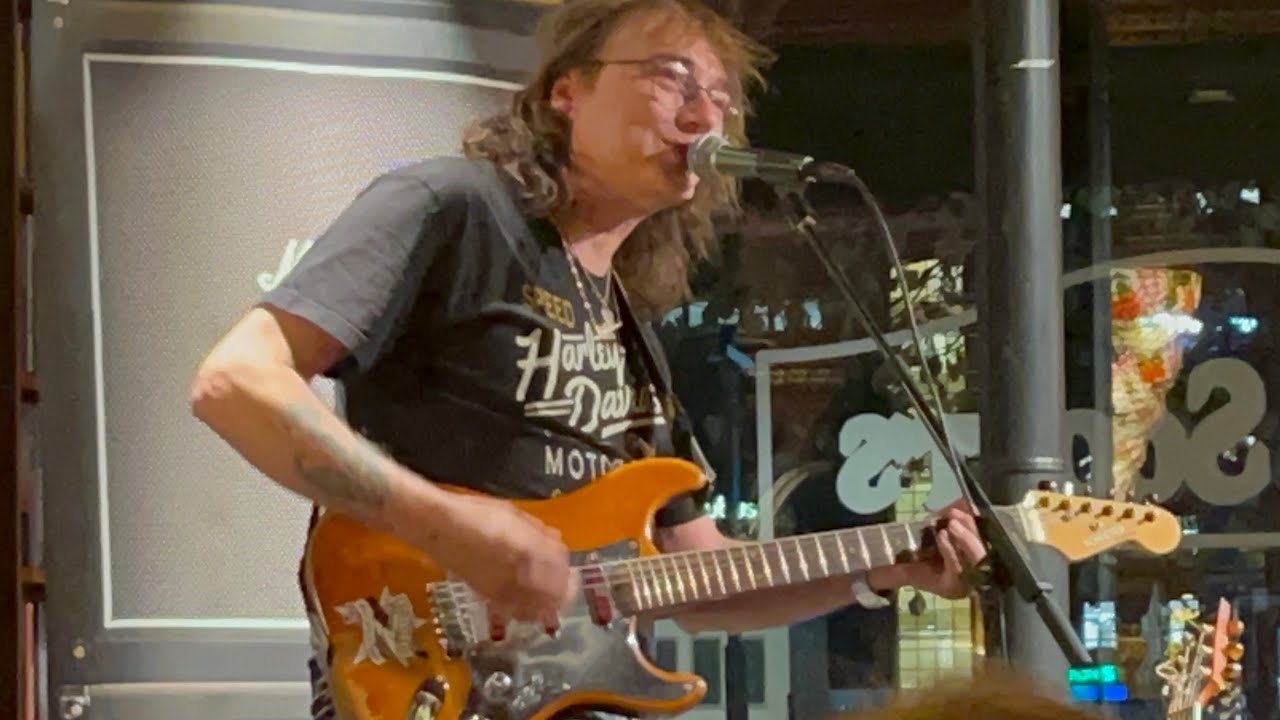 Costello Hautamäki - 4711