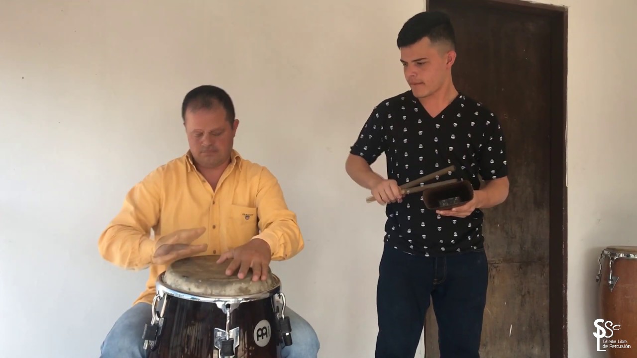 Cómo tocar la campana de la salsa en la tumbadora