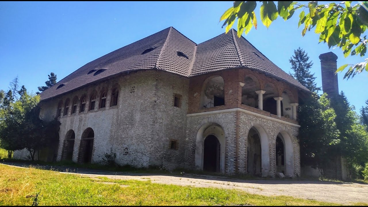 Conacul Alimănișteanu 1938. Biserica Alimanisteanu Sat Bilcești - Argeș.