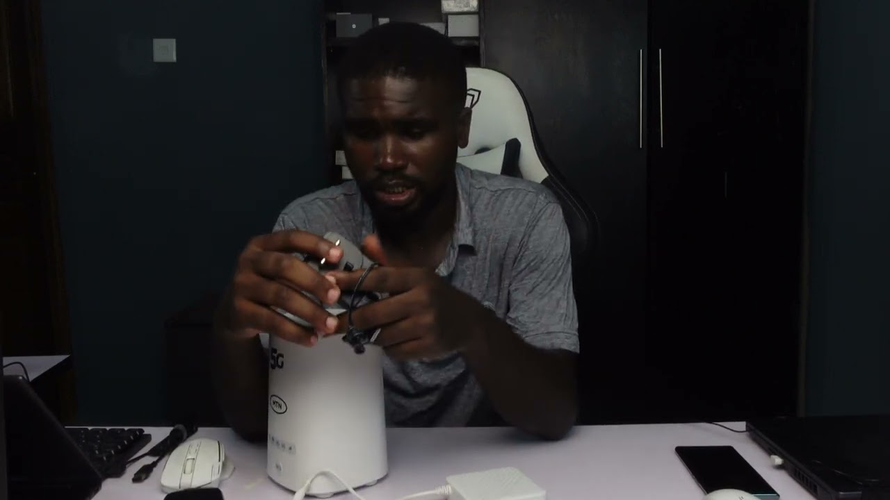Powering on your router with your power bank | MTN router(hotspot) in focus