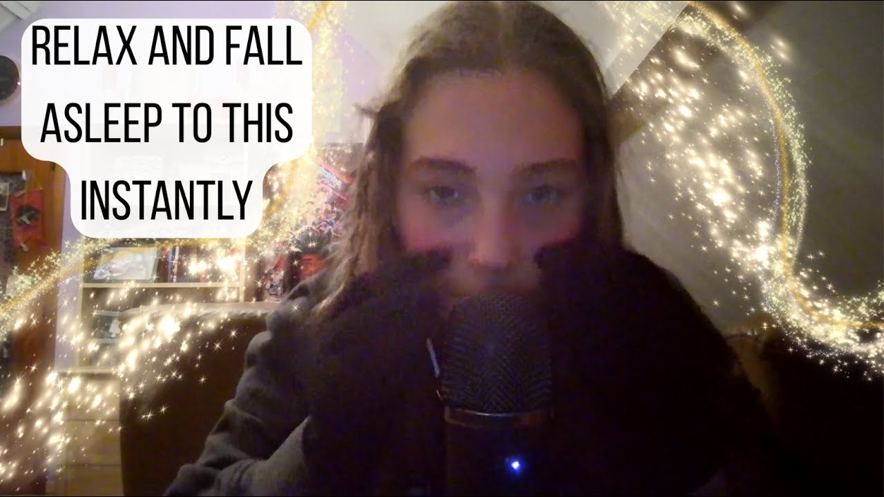 Asmr massaging my mic with gloves, 'cause why not? 😝🤍 Visuals and mouth sounds included!