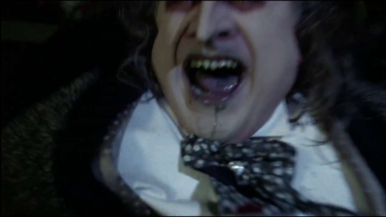 Batman Returns Trailer  - 30TH ANNIVERSARY