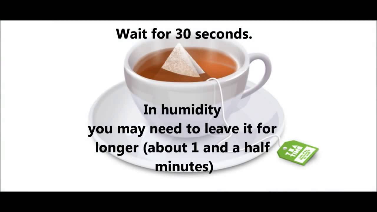 How to apply your edible cake topper