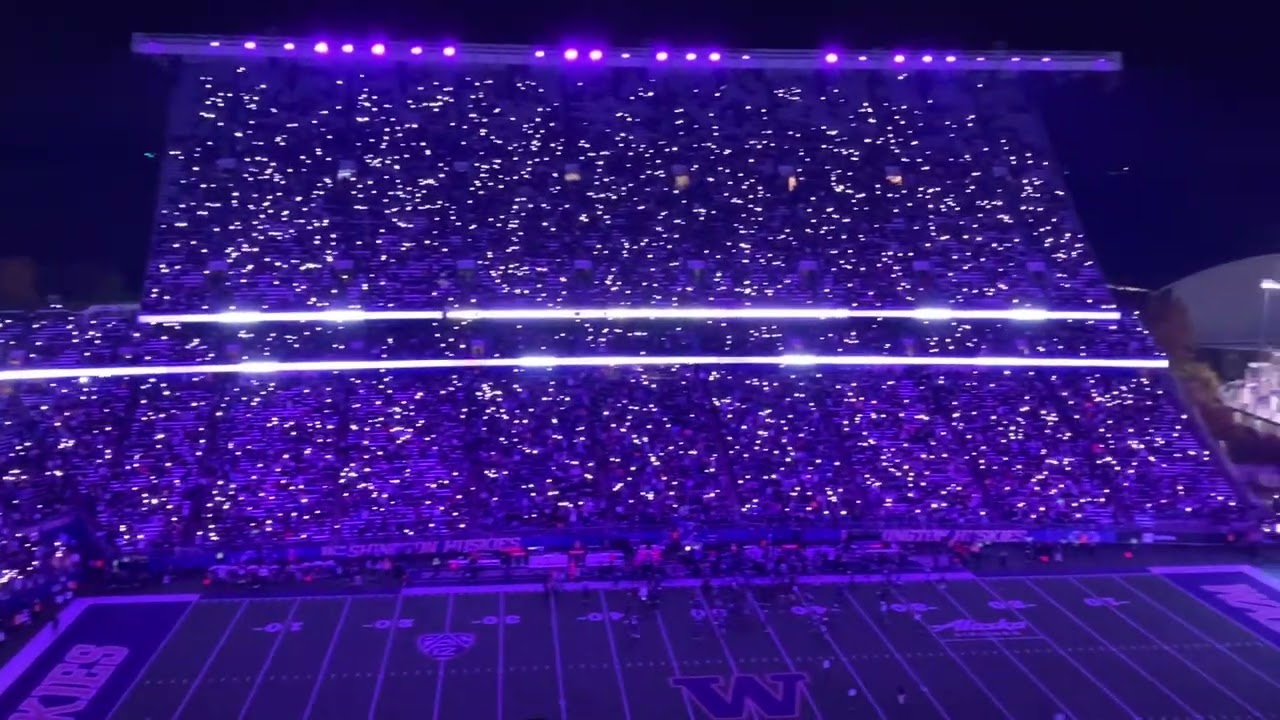 PRINCE&rsquo;S PURPLE RAIN @ THE UW HUSKIES STADIUM VS THE ARIZONA STATE SUN DEVILS (10/21/23)