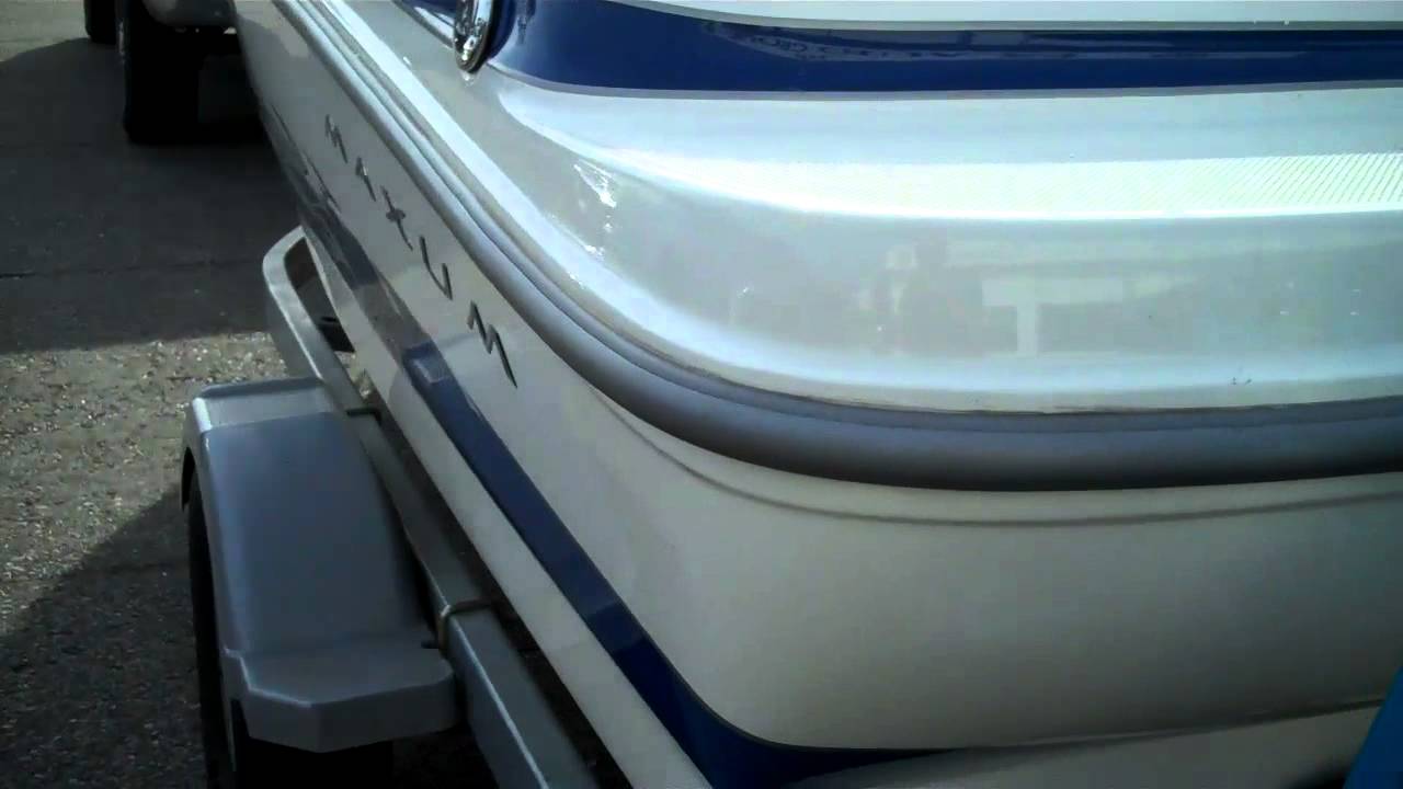 Perfect boat inside and out not a mark.