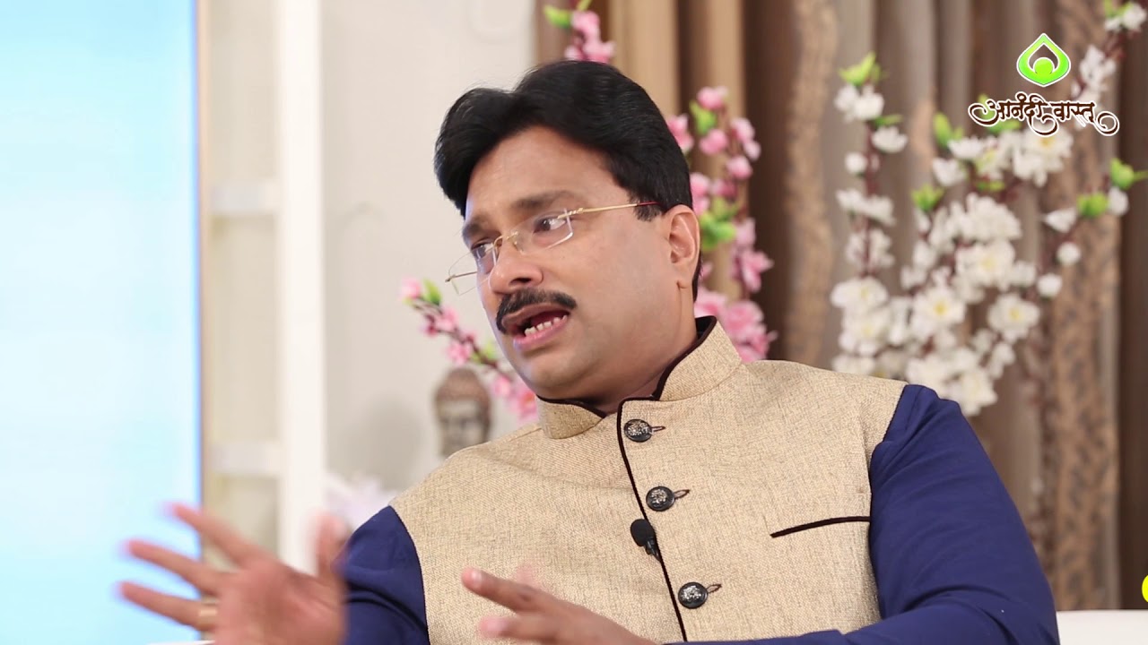 EPISODE 15: वास्तुशास्त्र आणि फोटो फ्रेम्स–आनंद पिंपळकर यांच्याकडून सकारात्मक ऊर्जेसाठी योग्य मांडणी