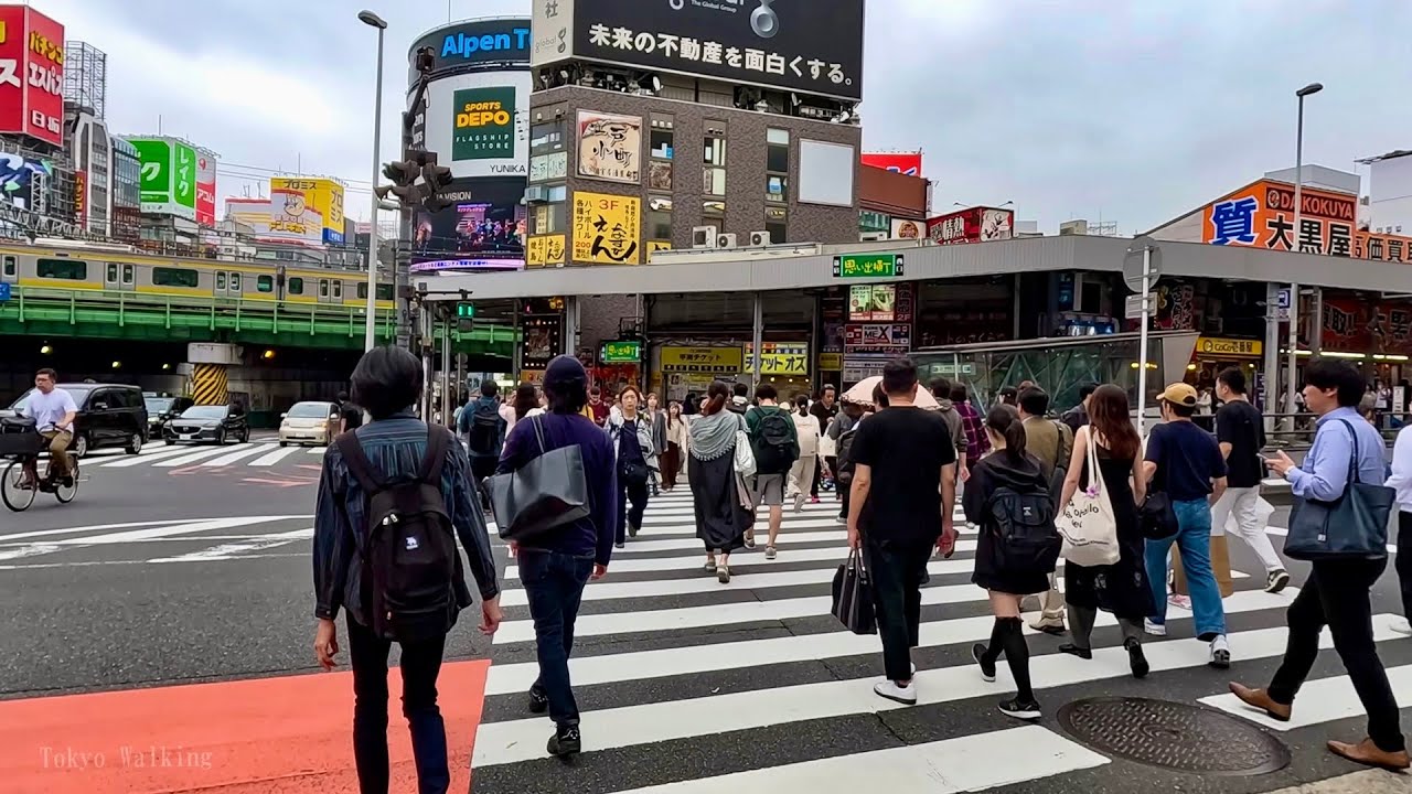 Tokyo Walking tour in Shinjuku 4K Japan Travel