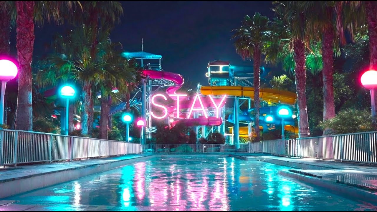 CHLORINE DREAMS   2 Hour of Atmospheric Vaporwave & Dreamcore for Empty Spaces  for study 🌊