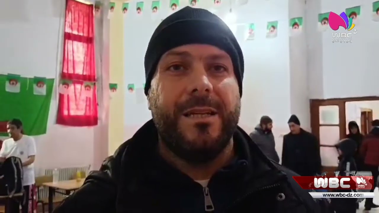 نادي الأمل الرياضي لبلدية أولاد ذايد فرع الكيك بوسينغ تقليد رتب الأحزمة لأشبال الأواسط وكتاكيت بحضور
