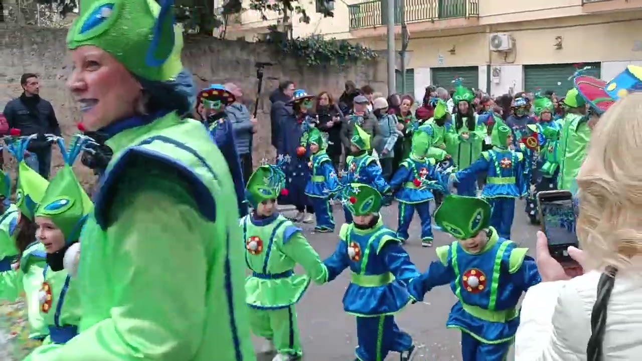 Sfilata di Carnevale a Santeramo in Colle ( Ba) - 19/02/23 - Parte 1