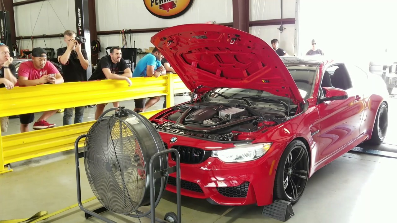 BMW M4 Stock Dyno