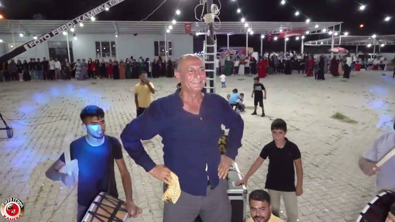 CAMIZKIŞLASI KÖYÜ OYUNCULARI YİNE HALAY BAŞINDA İŞ BAŞINDA FOTO FERDİ KAMERA KAHYA AİLESİ DÜĞÜNÜNDEN