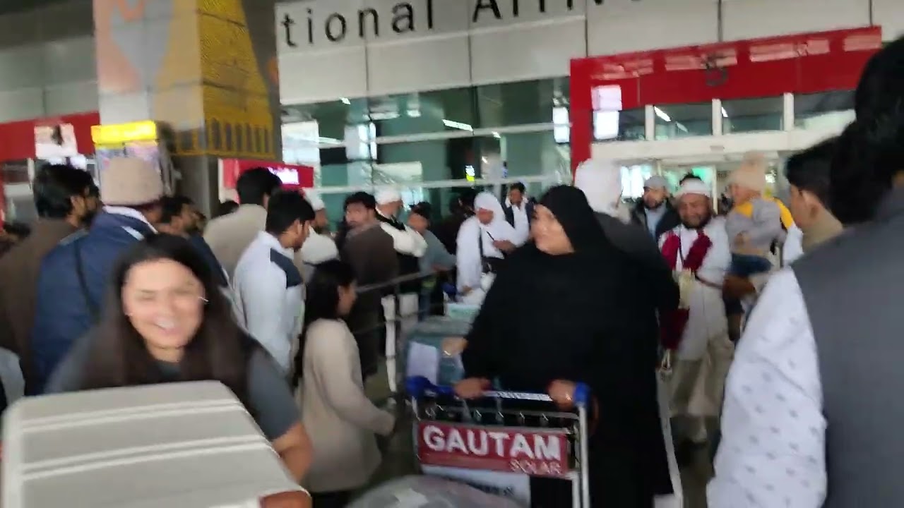T3 इन्दिरा गांधी इंटरनेशनल एयरपोर्ट पर आज 02/01/2026 को सूरी सैफ का स्वागत सुखद अनुभव