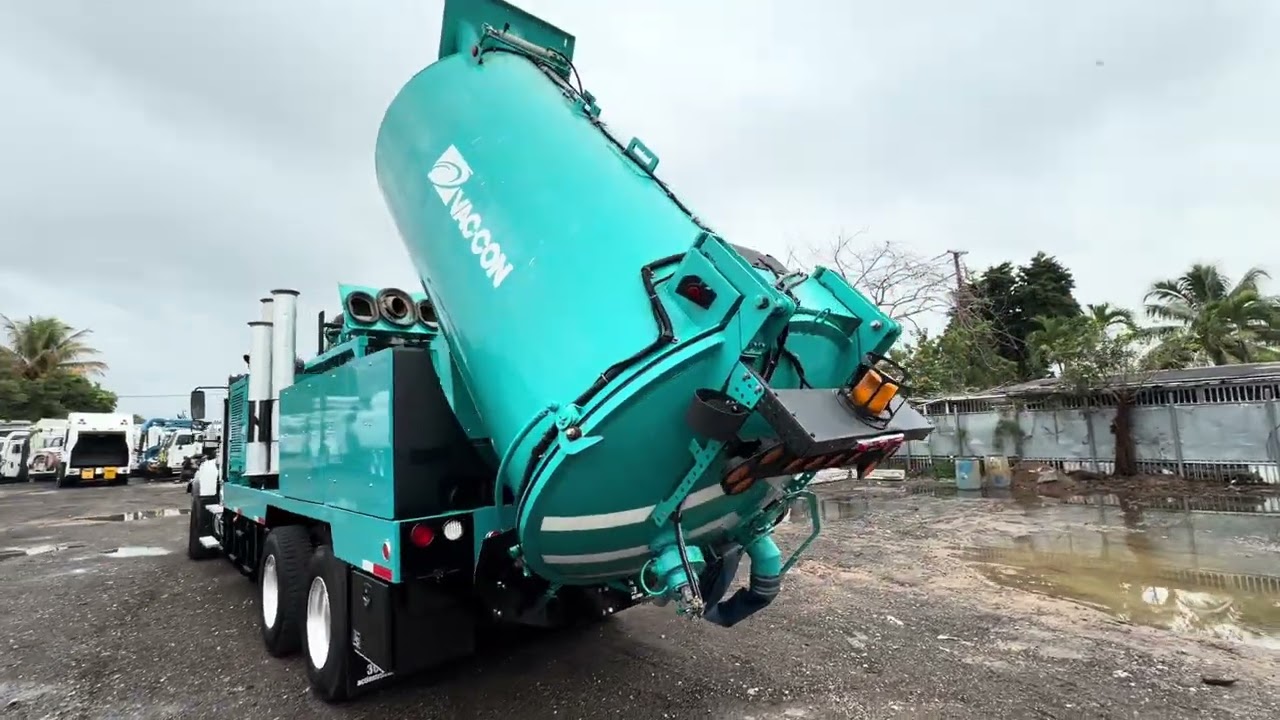For Sale 2015 Freightliner 114SD Vac-con Omnibus Vacuum Jetter Combo Truck