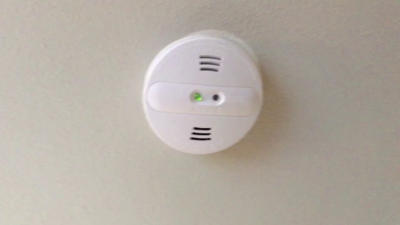 Testing my parents smoke detectors and co alarms