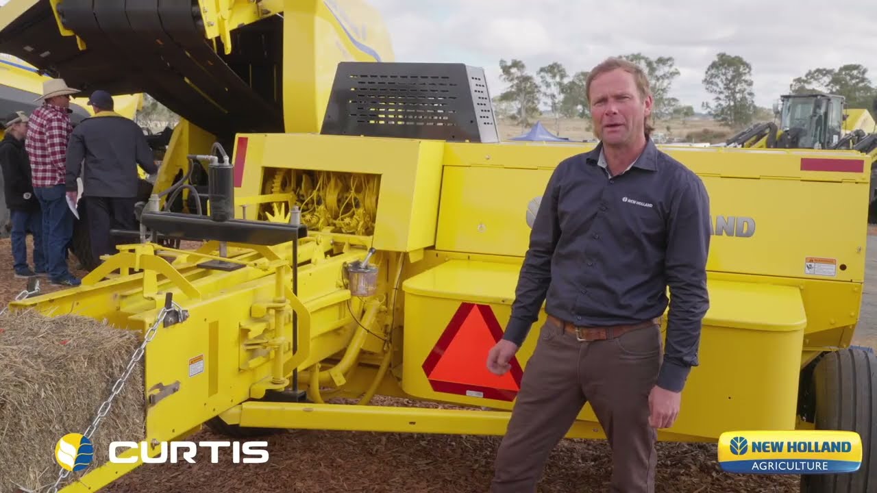 Hayliner Plus   New Holland Small Square Baler