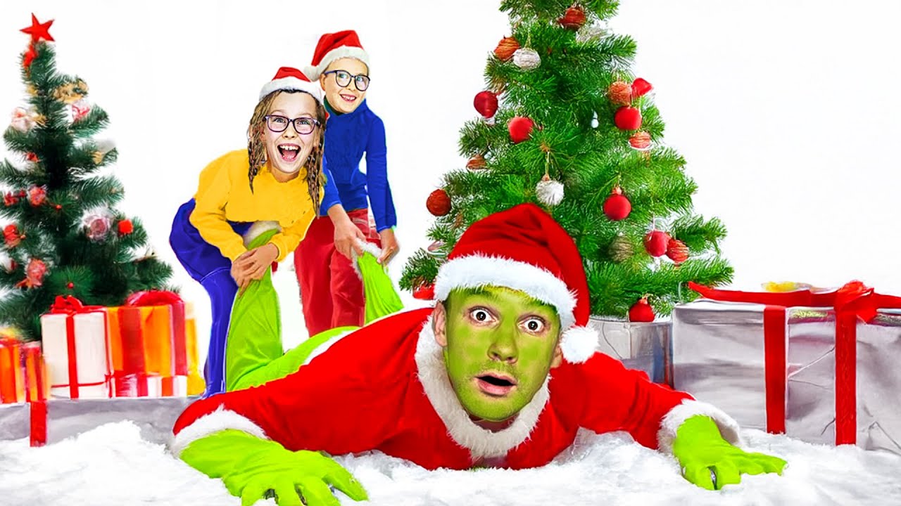 Ангелина и Семья Англикосик Украшают Ёлку к Рождеству 🎄