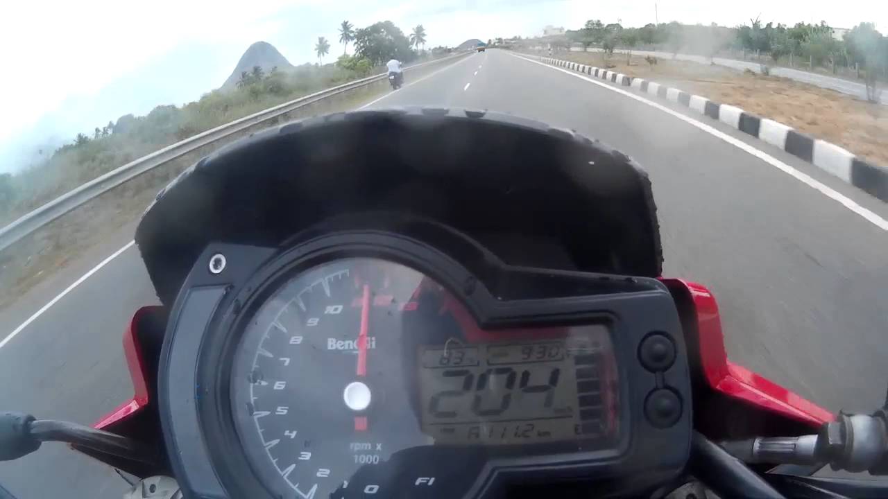 Benelli TNT 600i/BN600 Top speed, 224kmph