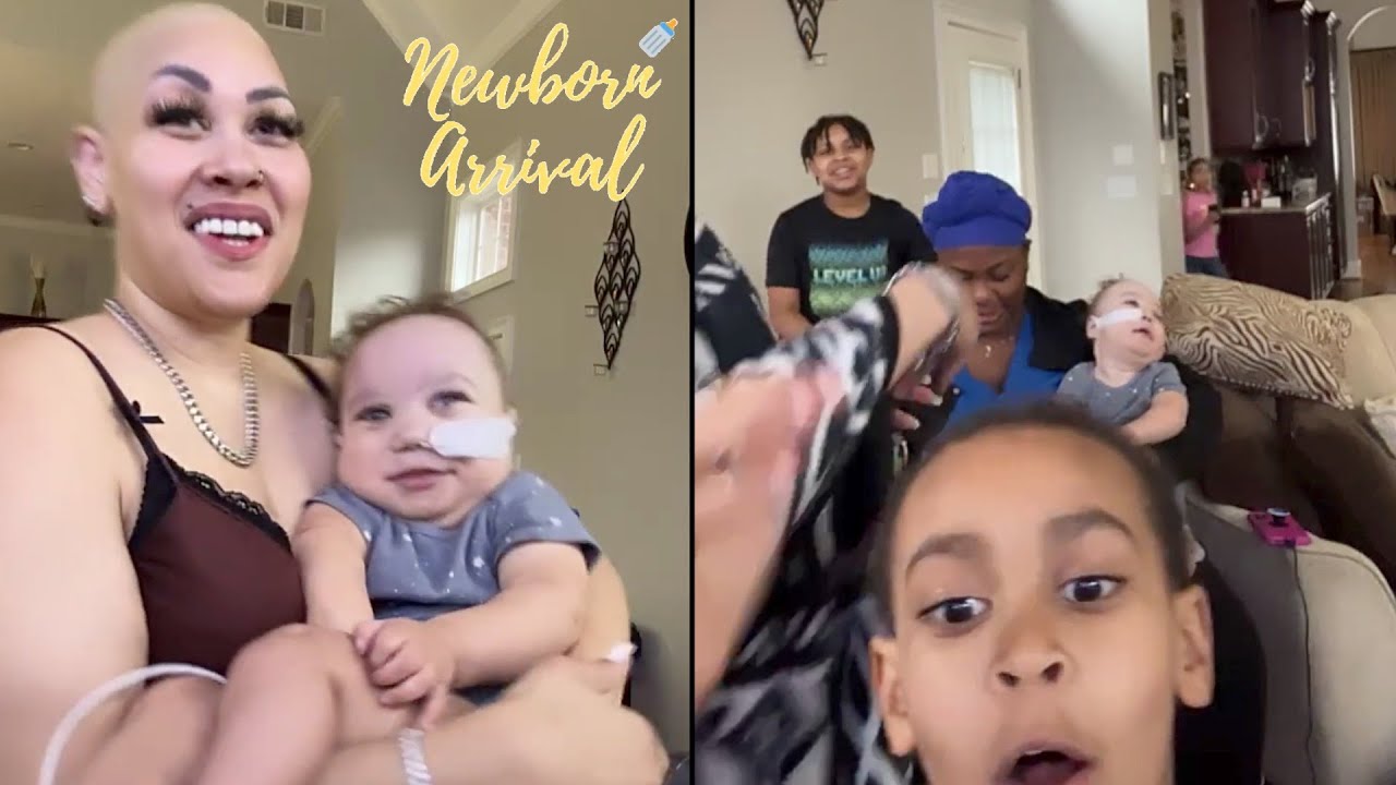 Keke Wyatt Sings To Son Ke'Zyah While Trying To Control The Older Kids! 😱