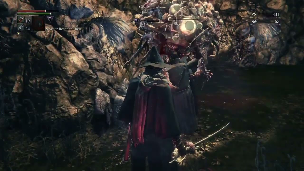 Watching Hosts Struggle with Pigs, Winter Lanterns as the Kind Invader #bloodborne #multiplayer 