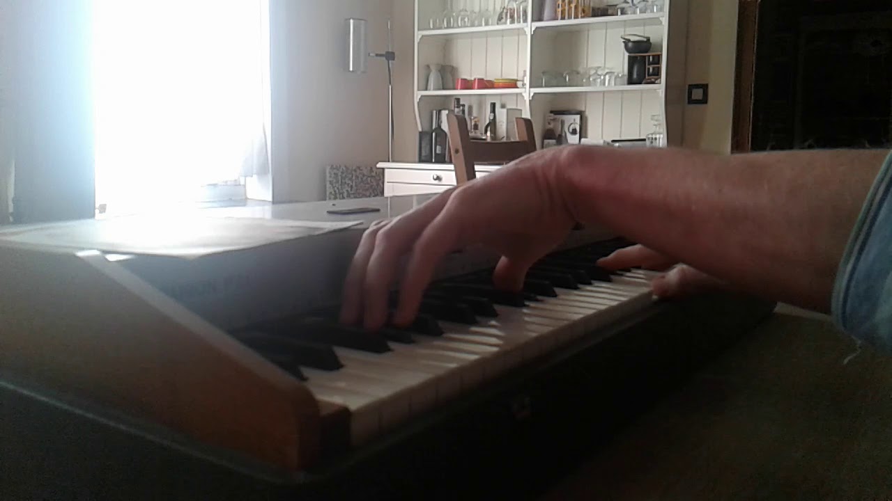 Testing my 'new' Orla Companion P21 organ